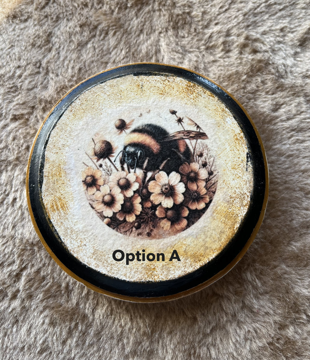 Handmade Vintage Bee Wall Plaques with Pressed Flowers - Set of 3